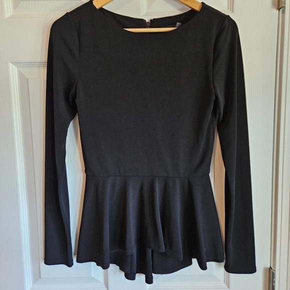 EUC Alice + Olivia Employed black peplum back‎ zip top Small Revolve - Picture 1 of 4